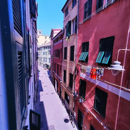 Industrial House Centro * ג'נובה