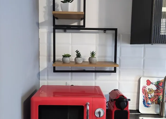 Industrial House Centro * ג'נובה